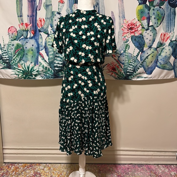 Green mixed floral blouson midi dress Ann Taylor size 2 - Picture 1 of 10